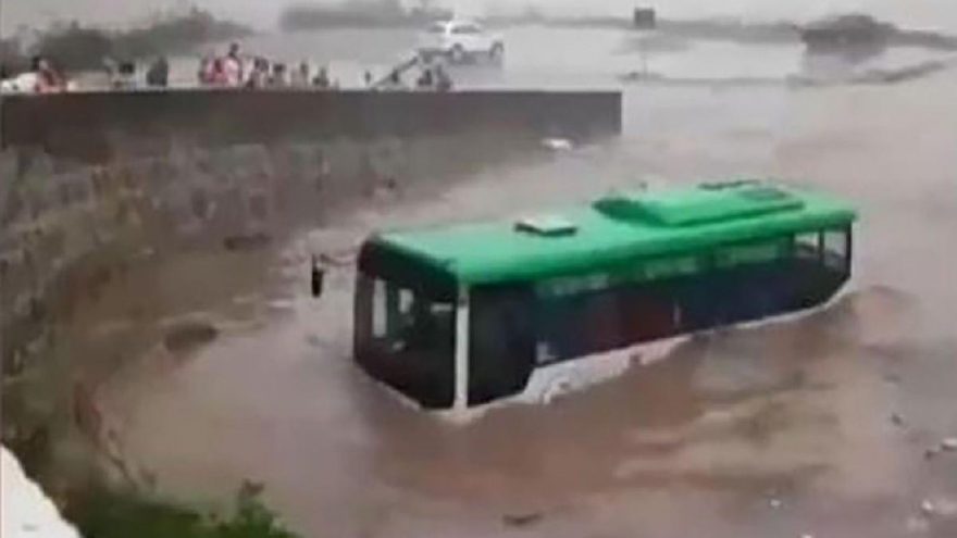 Çin’de sel felaketi: Ölü sayısı 140’ı geçti