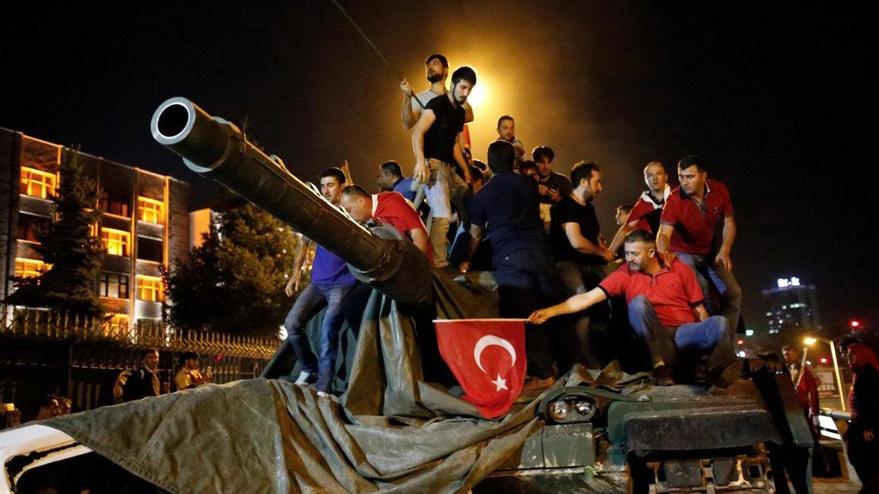 Demokrasi destanının 4’üncü yıl dönümü