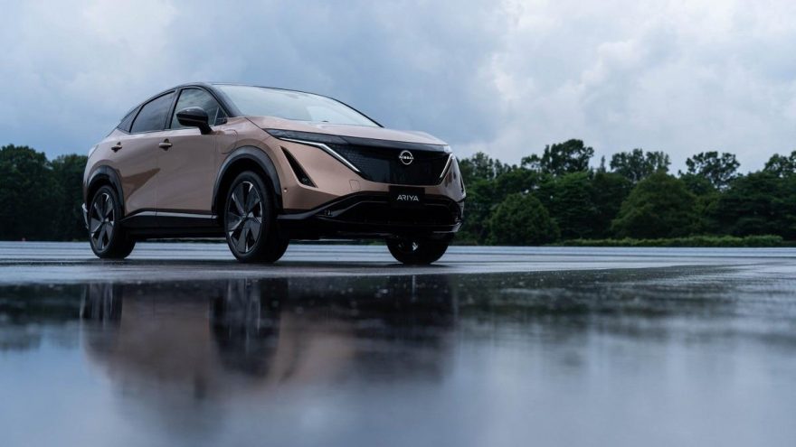 Nissan’dan yeni elektrikli SUV: Ariya!