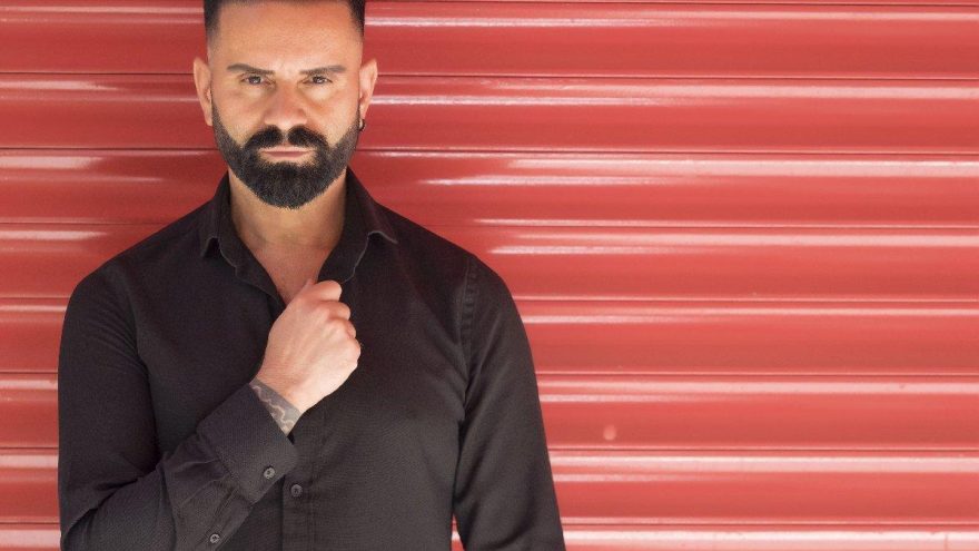 Okan Tok klibinde sokak hayvanlarını unutmadı