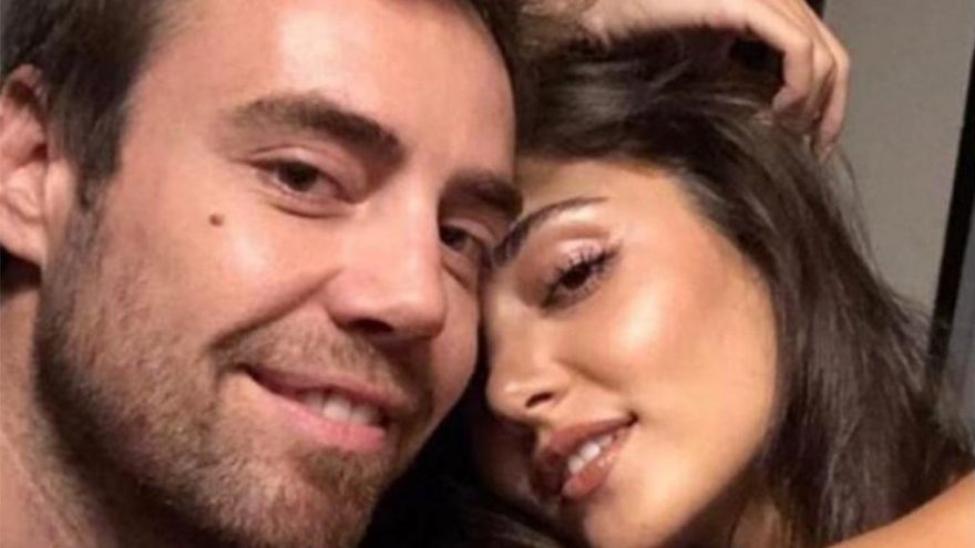 Hande Erçel ve Murat Dalkılıç ayrıldı