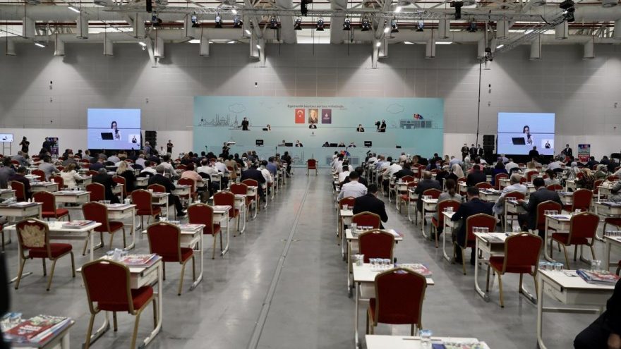 İBB’nin yeni gazete büfesi açmasına bile onay yok