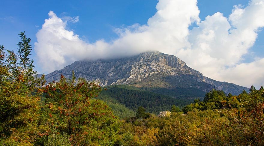 Farklı jeolojik ve morfolojik yapısı, flora bakımından endemik bitki türlerini barındırması, tarihi, arkeolojik ve mitolojik kalıntılara sahip olması, bilimsel araştırmalar yönünden olduğu kadar, rekreasyon imkanları bakımından bölgeyi değerli kılıyor.