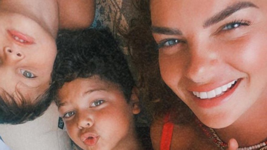 Pelin Karahan’dan ‘Çok’ samimi selfie