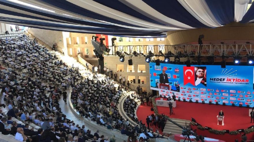 CHP’de kurultay günü…