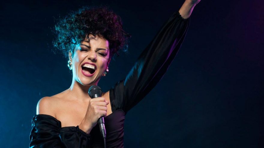 Kenan Doğulu sahnesinden müzik dünyasına yeni bir isim