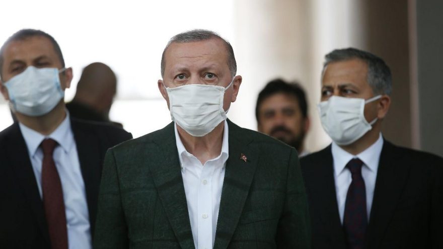 Erdoğan’ın mesajı AKP’liler arasında tartışma çıkardı