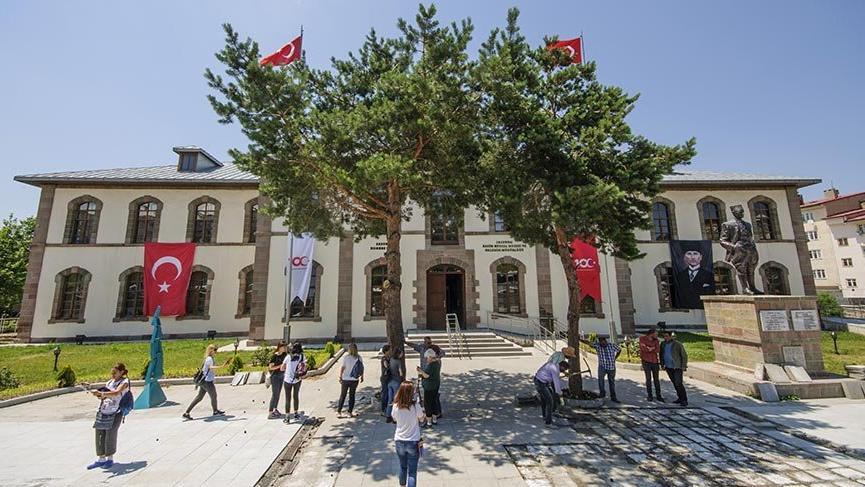 Cumhuriyet’in sembol binalarından Erzurum Kongre ve Milli Mücadele Müzesi