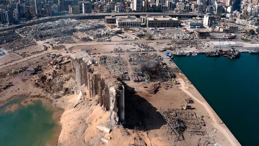 Lübnan’daki patlamaya ilişkin kafa karıştıran açıklama: Roket ya da bomba olabilir