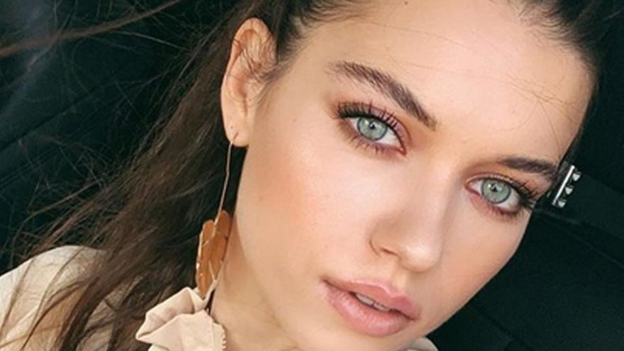 Afra Saracoglu Yaptigi K Pop Dansiyla Buyuledi Magazin Haberleri