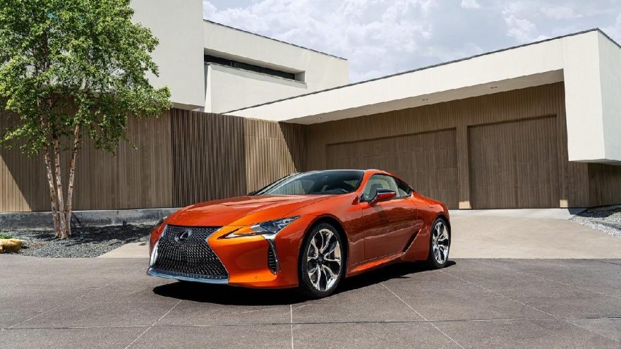 Lexus LC’ye yeni renk!