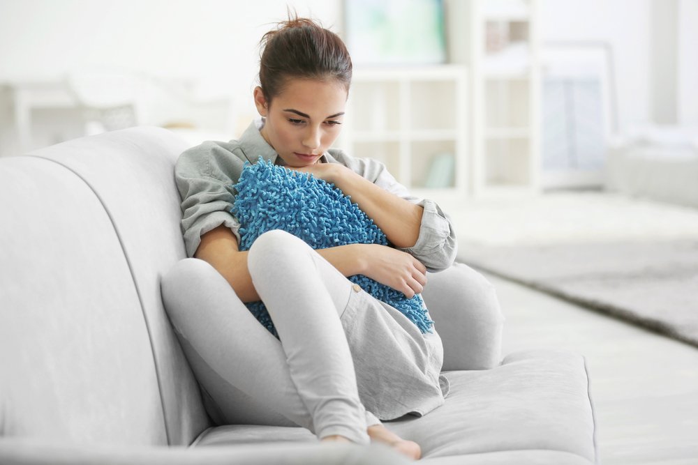 Kadınların depresyonla karşılaştıkları gelişimsel birçok dönem vardır. Mesntürasyon öncesi ve sonrası, hamilelik süreci ve ardından postpartum depresyonu, yaş dönümleri, menepoz dönemi kadınların çoğunlukla depresyona yakalandıkları dönemlerdir.