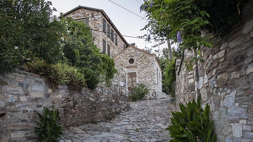1800’lerden kalan tarihi Doğanbey Köyü