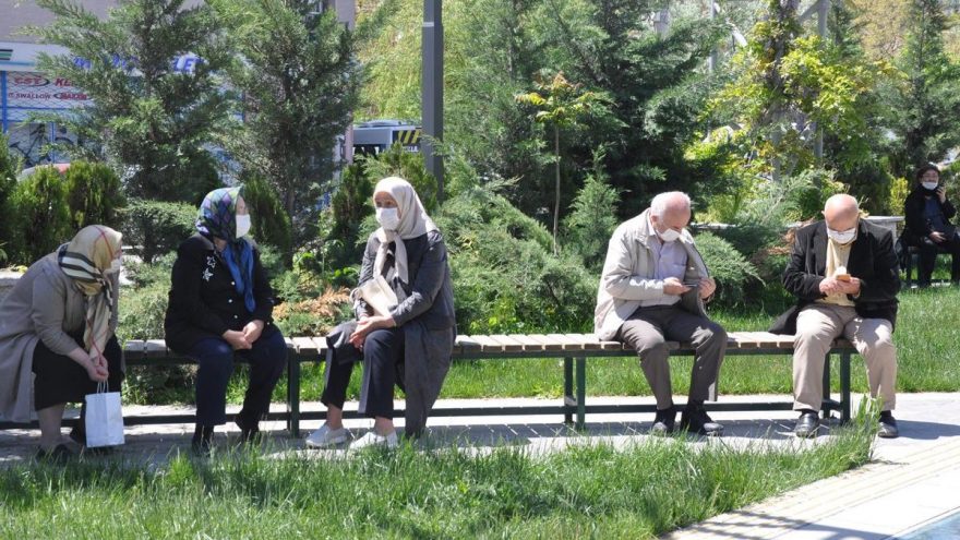 Büyükşehir Belediyesi 65 yaş üstüne seslendi: Bizim için değerlisiniz