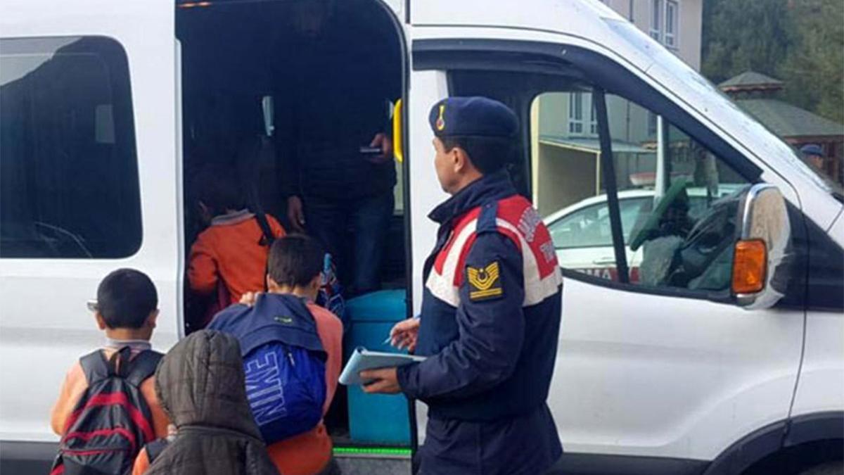 Istanbul Da Okul Servisi Zammi Yine Belirlenemedi Son Dakika Haberleri