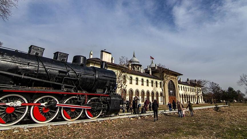 Karaağaç Tren İstasyonu ve ilginç öyküsü