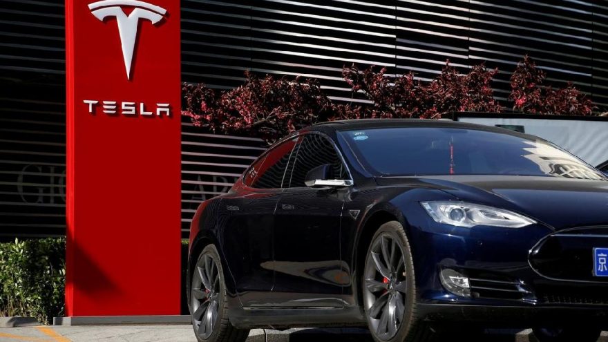 Tesla’nın hissesi 2 bin dolar barajını aştı