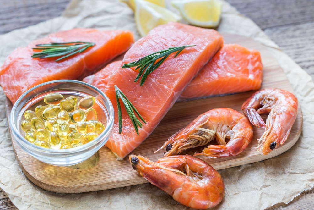 Balık ve balık yağı, kanama zamanını uzatır, damar içi tıkanıklarının azalmasında etkilidir. İçeriğindeki omega-3 yağ asitleri yüksek antioksidan özelliğindedir. Gut hastalığınız, ürik asit yüksekliği veya böbreklerinizle ilgili her hangi bir rahatsızlığınız yoksa balığı, ızgara, buğulama şeklinde rahatlıkla tüketebilirsiniz.