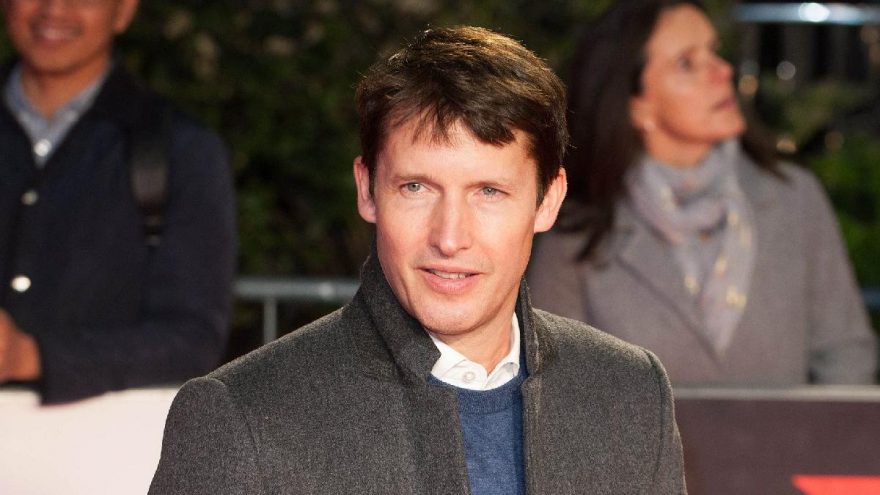 James Blunt, iskorbüt hastalığına yakalandığını itiraf etti