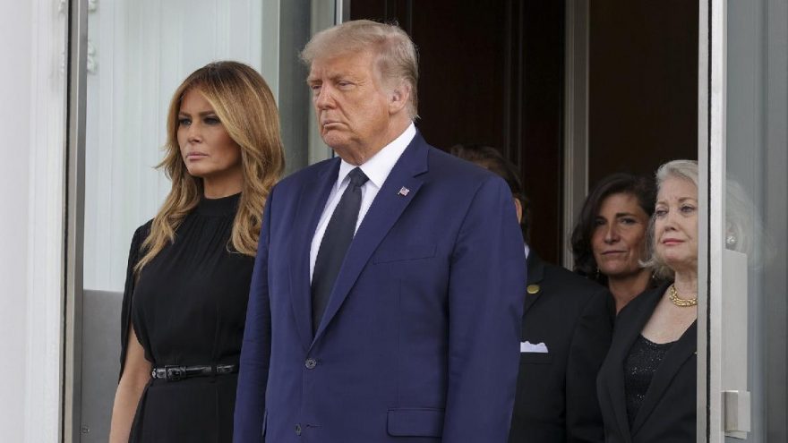 Beyaz Saray’da 57 yıl sonra cenaze töreni! Trump kardeşini uğurladı