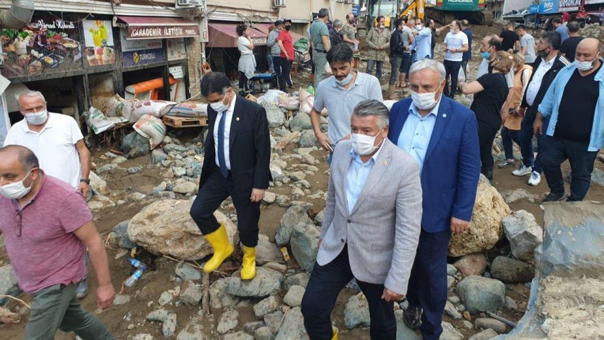 İYİ Parti heyeti felaketin yaşandığı Dereli’de: Acilen afet bölgesi ilan edilmeli
