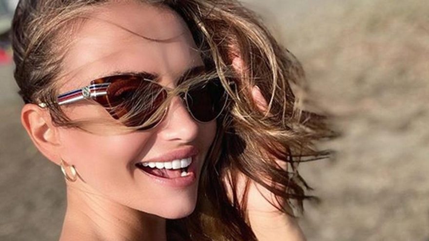 Emina’dan ‘profesyonel’ selfieler