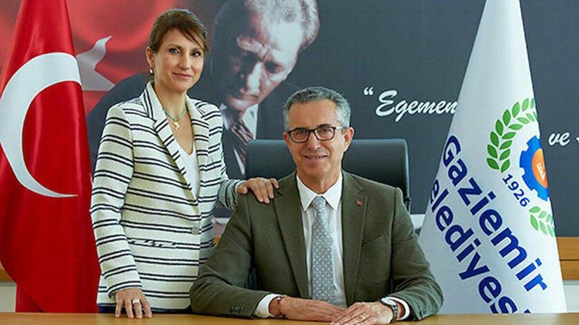 CHP’den, CHP’li belediye başkanına ‘kartvizit’ tepkisi