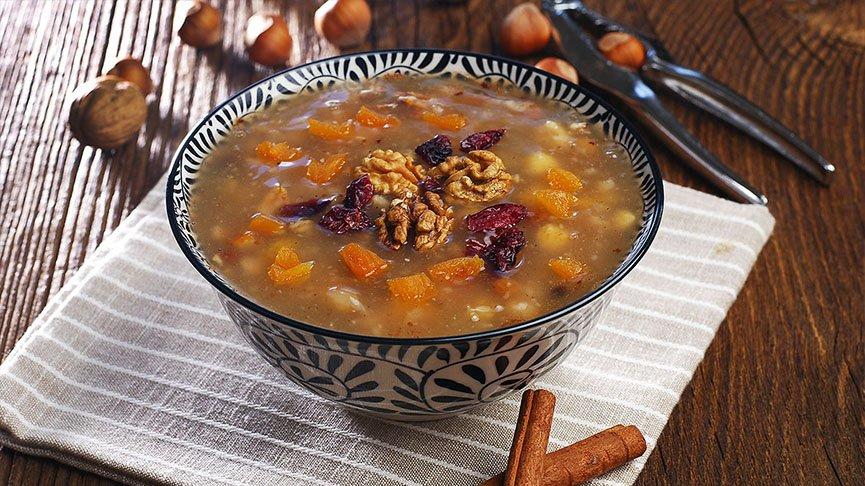 Aşure günü yarın! Nefis Aşure tarifi için gerekli olan malzemeler…