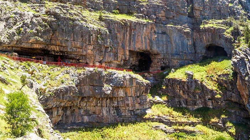 230 milyon yılda oluşan Tınaztepe Mağarası
