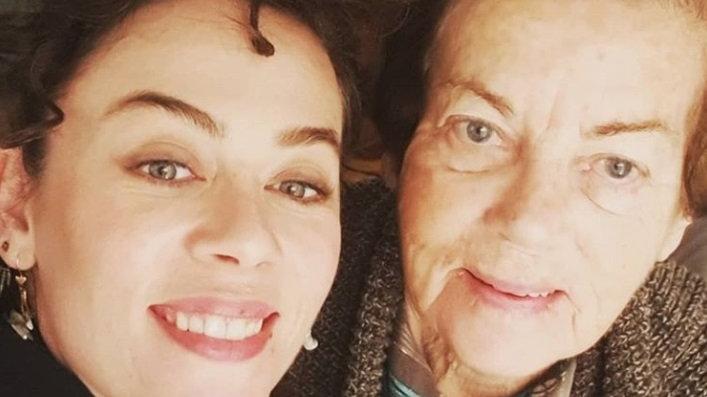 Demet Evgar acı haberi Instagram’dan duyurdu!