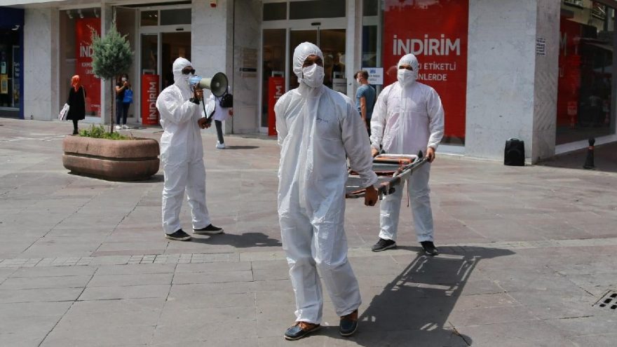İkinci çeyrek büyümesi: Milli gelir 9 bin doların altında, ekonomi yüzde 9,9 daraldı