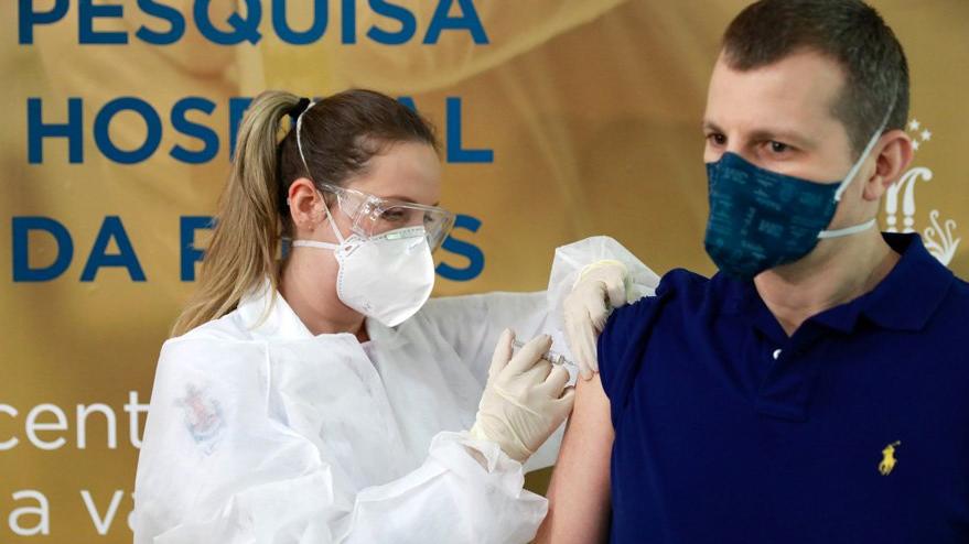 Bilim insanlarından müthiş iddia: Rusya ve Çin’in aşıları grip aşısı çıktı