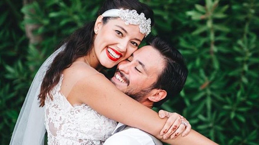 Pelin Akil’den evlilik yıldönümüne özel satırlar