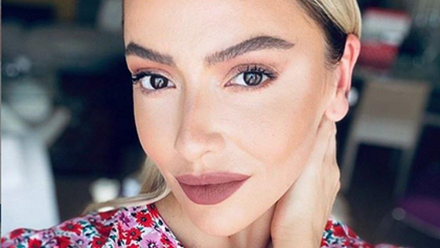 Hadise beklemeye geçti!