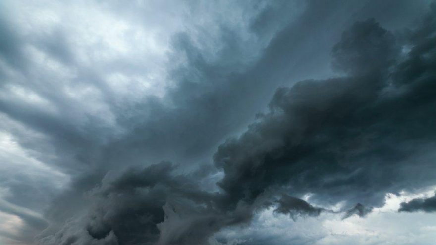 Yağışlarla beraber sıcaklık düşüyor! İstanbul’da hava durumu değişti…