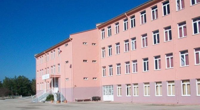 Anaokulu Ogretmeni Bursa