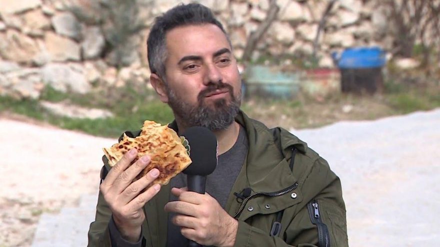 Turgay Başyayla kimdir, eşi kim?
