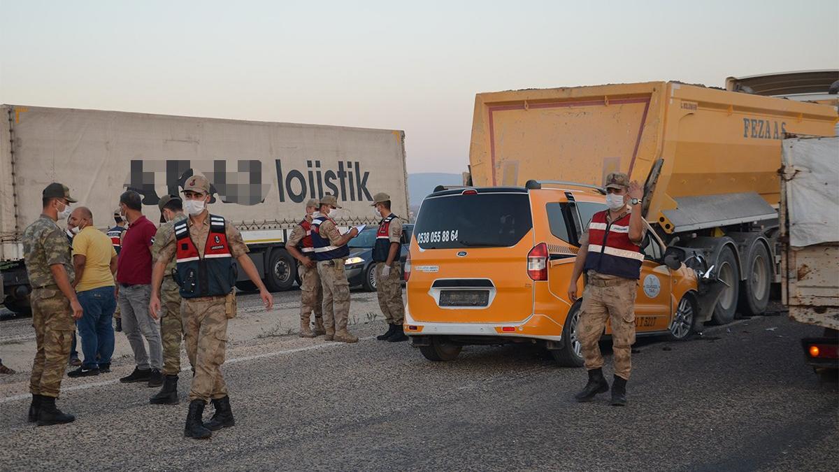 7-vehicle chain accident in Hatay: 1 lieutenant killed, 6 injured