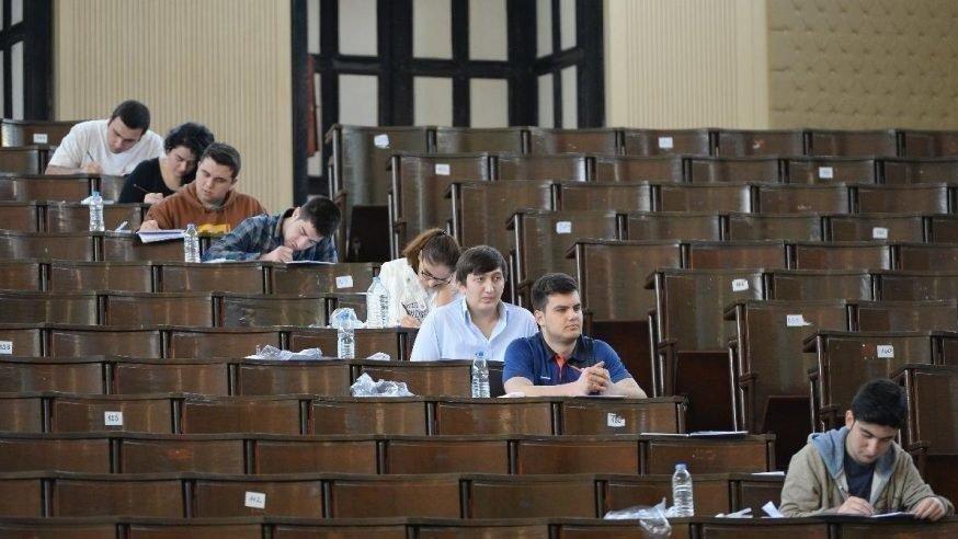 Üniversiteler ne zaman açılacak, uzaktan eğitim mi olacak?