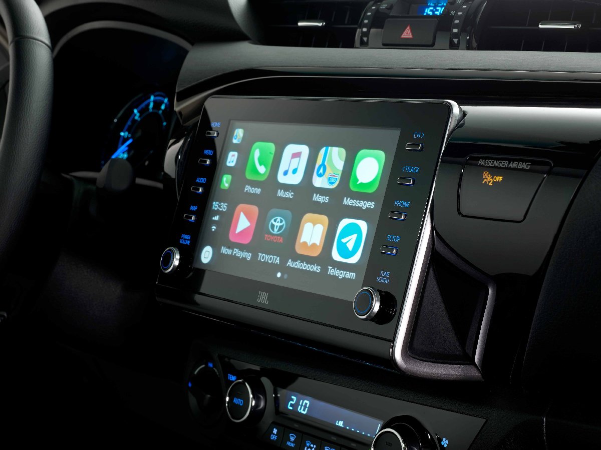 hiluxinteriordisplay-kopya.jpg