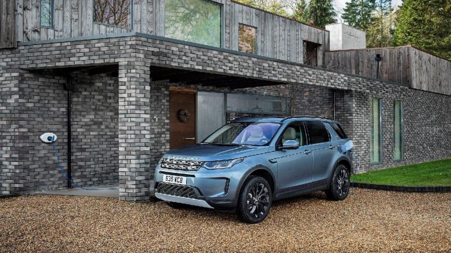 Yeni Discovery Sport yakıt tüketimiyle dikkat çekiyor