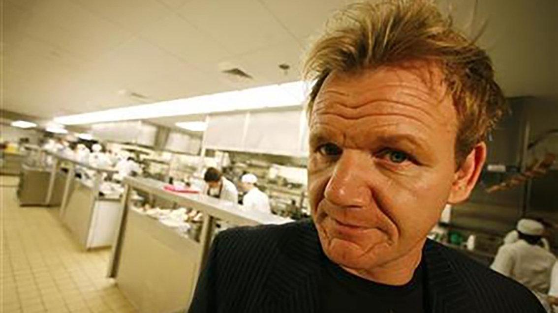 Unlu Sef Gordon Ramsay Kendi Silahiyla Vuruldu En Iyi Yemegin Bu Mu Son Dakika Dunya Haberleri