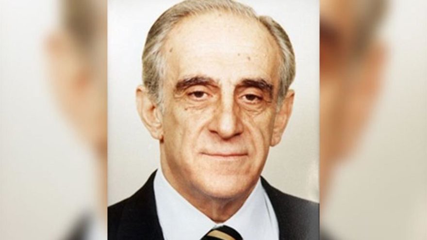 Eski Dışişleri Bakanı Bozer, coronadan hayatını kaybetti