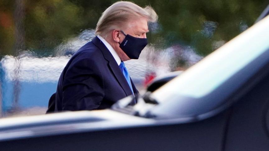 Coronaya yakalanıp hastaneye kaldırılan Trump’ın son durumu açıklandı