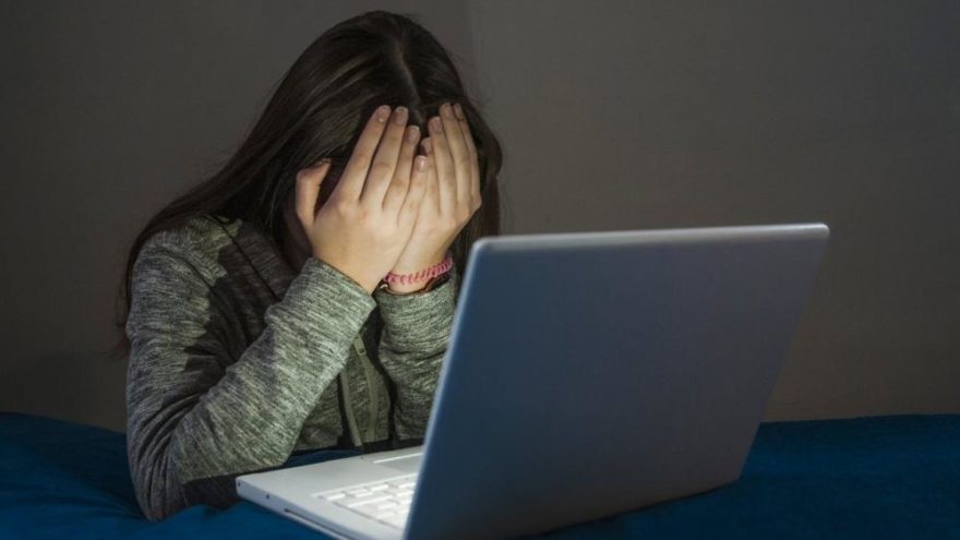 Online tacize uğrayan kadın sayısı artıyor
