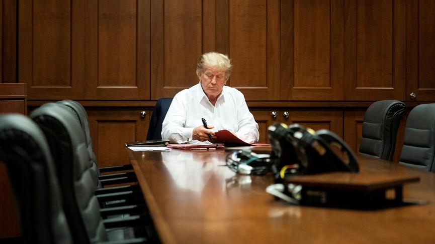 Coronaya yakalanan Trump hastaneden taburcu edildi