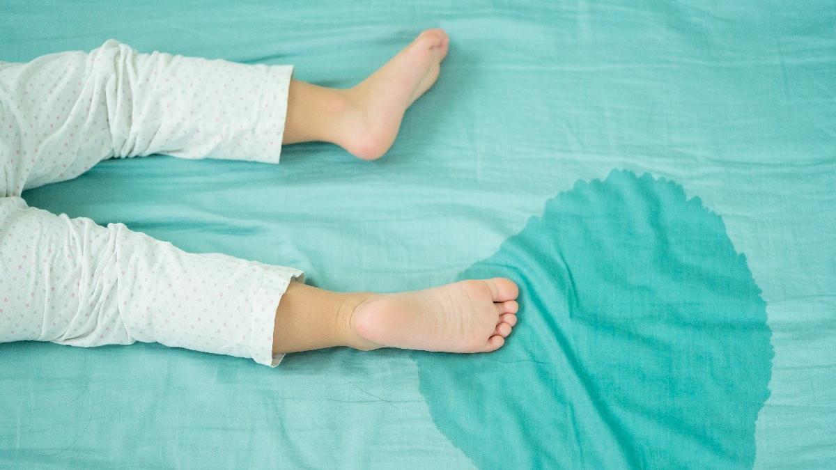 10 Yasindaki Cocugun Gece Altini Islatmasi