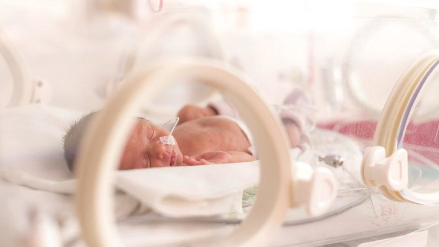 Prematüre bebeklerin bakımı nasıl yapılır?