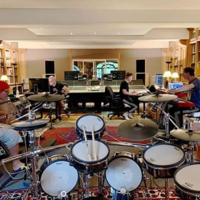Muzik Dunyasini Heyecanlandiran Kare Rammstein Studyoya Kapandi Kultur Sanat Haberleri