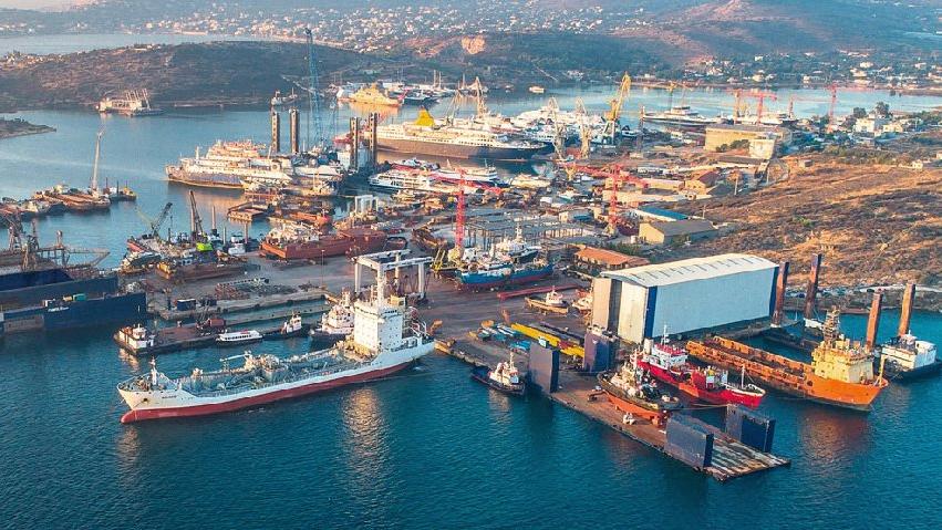 Yunanistan en büyük tersanesini satışa çıkardı